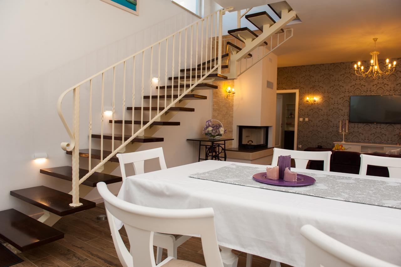 Luxury Villa Kate - In Lucice Bay With Turquoise Sea, Amazing Seaviews, And Heated Pool Milna  Luaran gambar