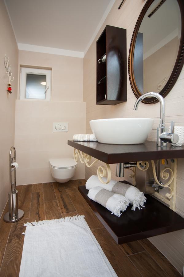 Luxury Villa Kate - In Lucice Bay With Turquoise Sea, Amazing Seaviews, And Heated Pool Milna  Luaran gambar