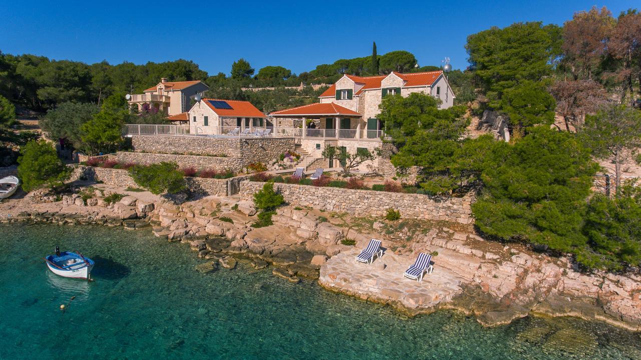 Luxury Villa Kate - In Lucice Bay With Turquoise Sea, Amazing Seaviews, And Heated Pool Milna  Luaran gambar