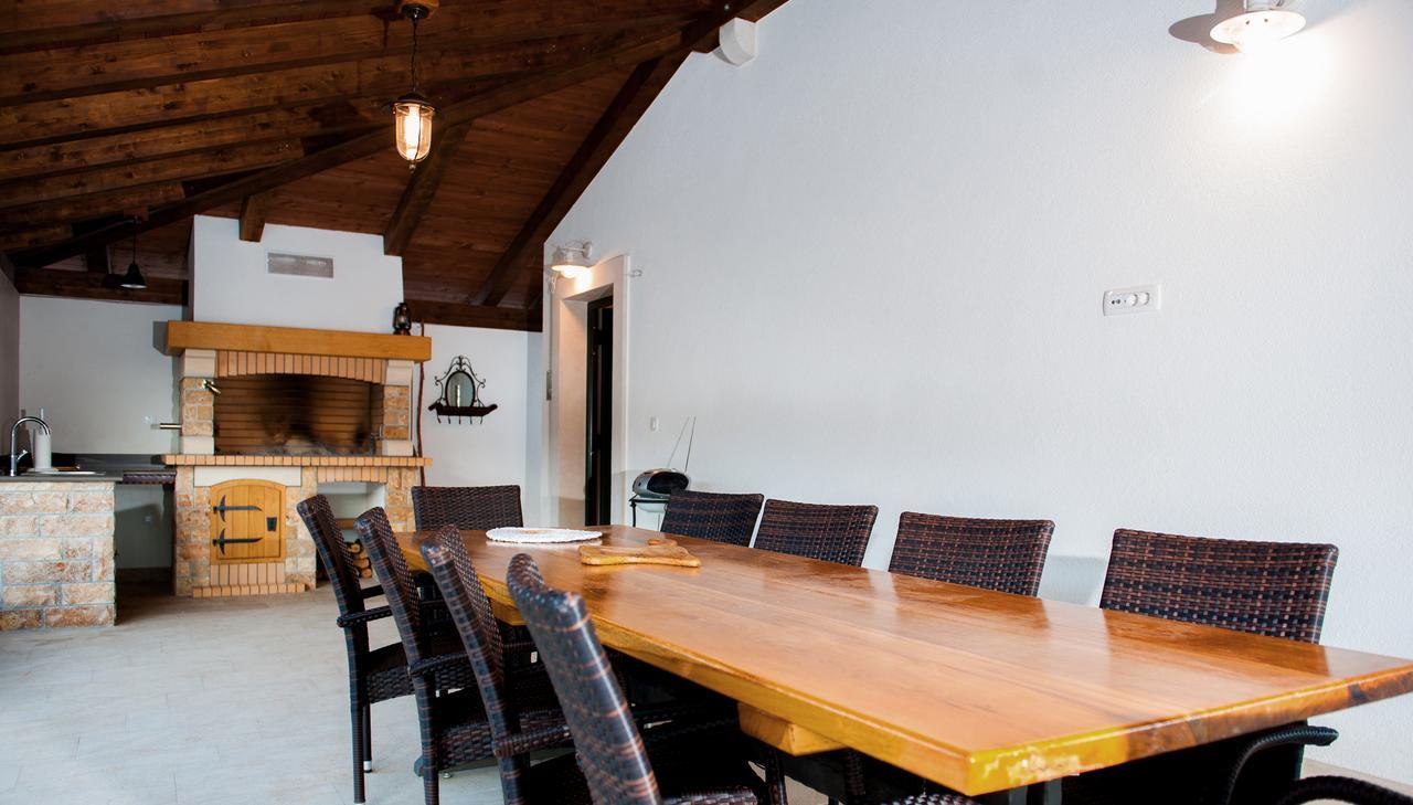 Luxury Villa Kate - In Lucice Bay With Turquoise Sea, Amazing Seaviews, And Heated Pool Milna  Luaran gambar